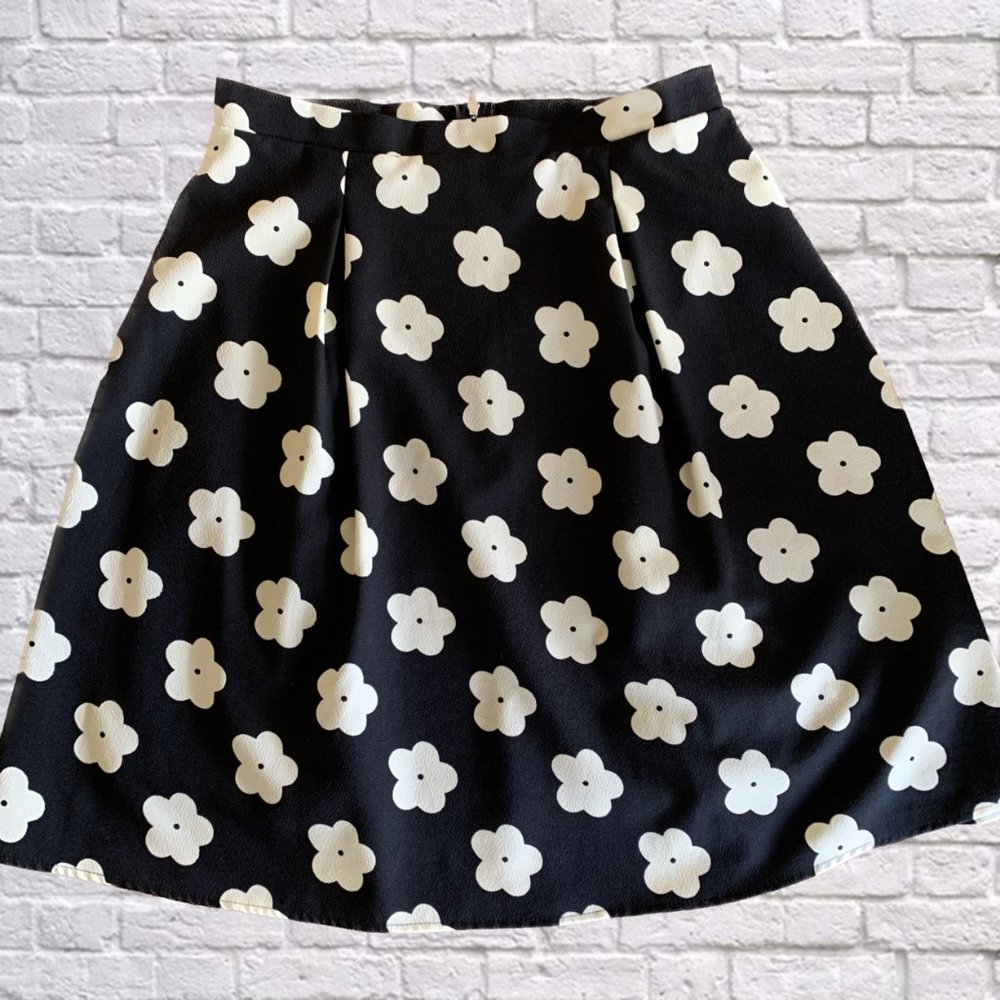 Le Lis Black + Cream Floral Print Skirt Size Large
